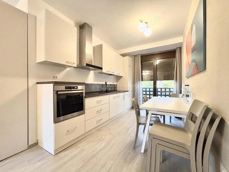 Apartament cu 3 camere decomandat în Ultracentral