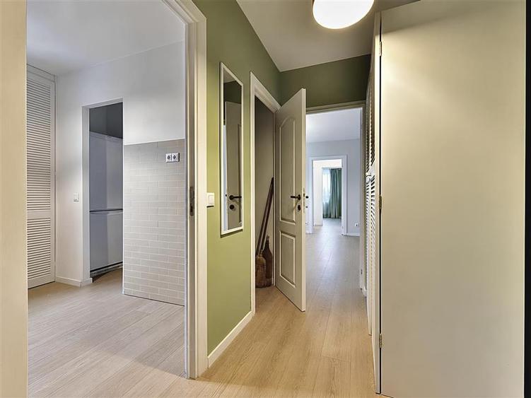 Apartament renovat cu 2 camere si parcare zona Faget Garii - 10
