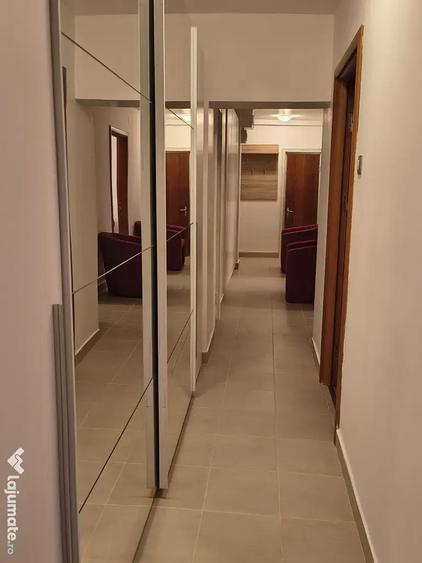Apartament cu 3 camere decomandat în 1 Mai