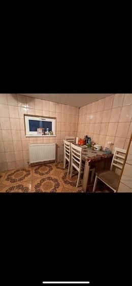 Casă cu 3 camere decomandat cu Teren 140 Mp în Central