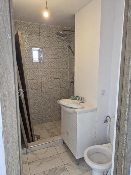 Apartament cu 3 camere semidecomandat în Ultracentral