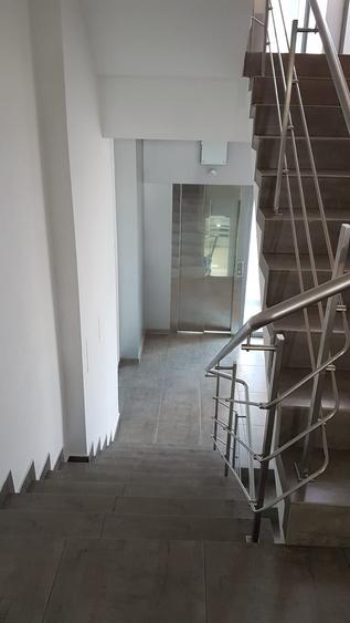 Spațiu comercial, de 241 mp, în Central
