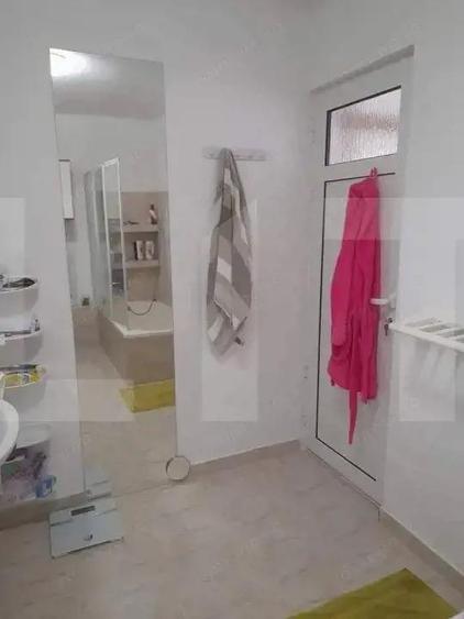 Casă cu 3 camere cu Teren 363 Mp în Curtici