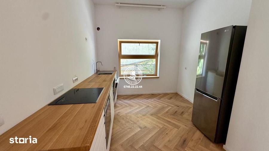 Casă cu 2 camere cu Teren 300 Mp în Central