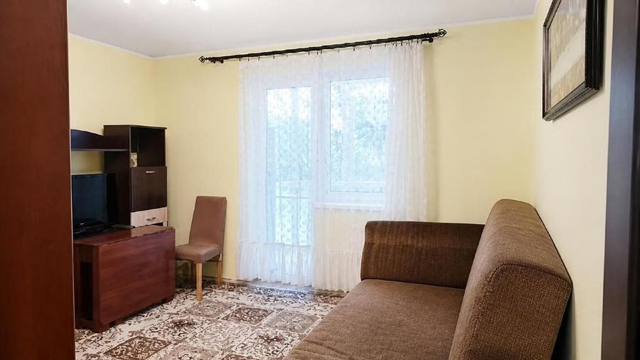 Apartament cu 2 camere decomandat în Tractorul