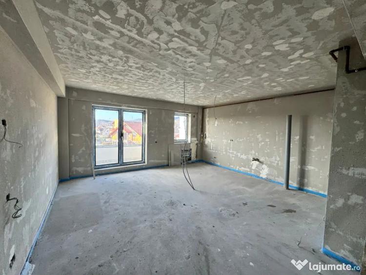 Apartament cu 2 camere decomandat în Vest