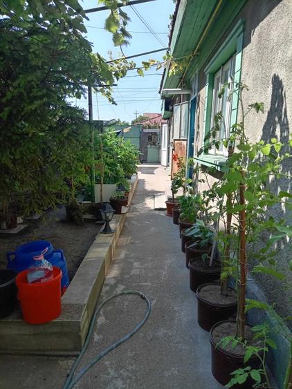 Casa de vanzare km 5 constanta 190.000 euro/mesterul Manole in fata portii statie de microbuz/501m2 ideal investitie mini pensiune/apart hotel - 1