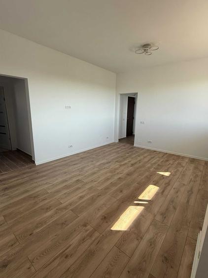 Apartament cu 2 camere decomandat în Berceni