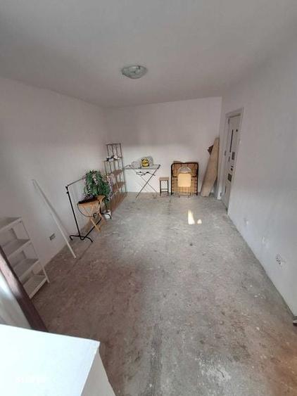 Se vinde garsoniera la etaj intermediar in cartierul Traian - 1