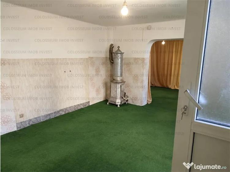 Spațiu comercial, de 53 mp, în Tractorul