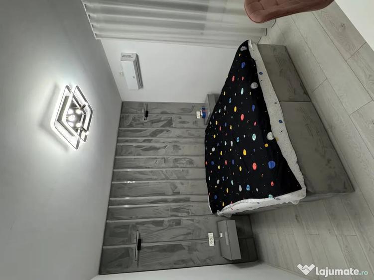 Apartament cu 2 camere semidecomandat în 1 Mai