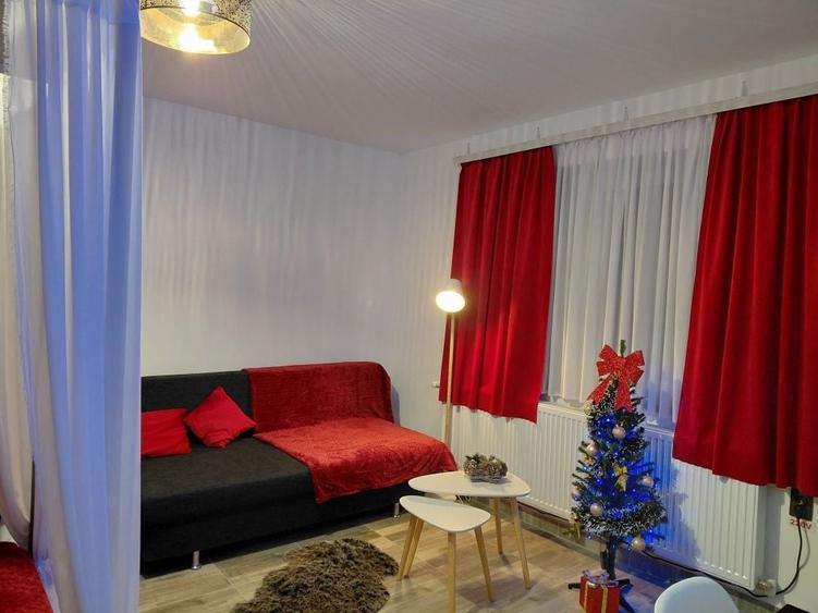 Casă cu Teren 40 Mp în Bariera Vâlcii