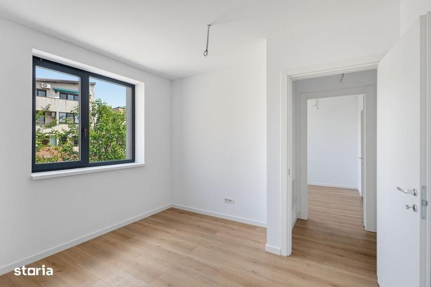 Apartament cu 4 camere în Matei Voievod