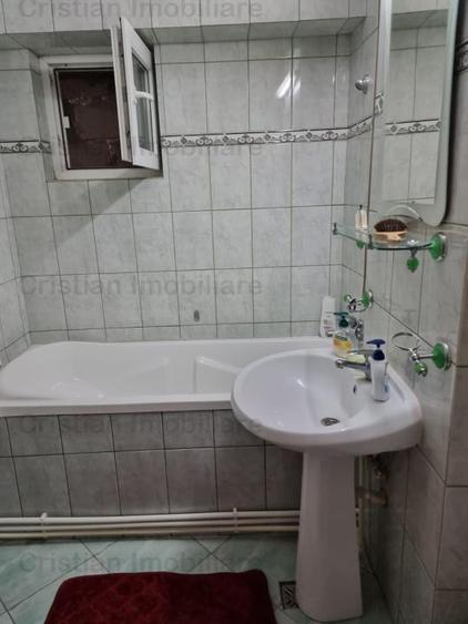 Apartament cu 2 camere decomandat în Buzaului