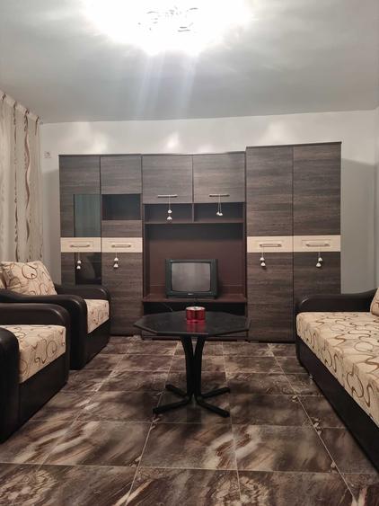 Apartament cu 2 camere decomandat în Cuza Vodă