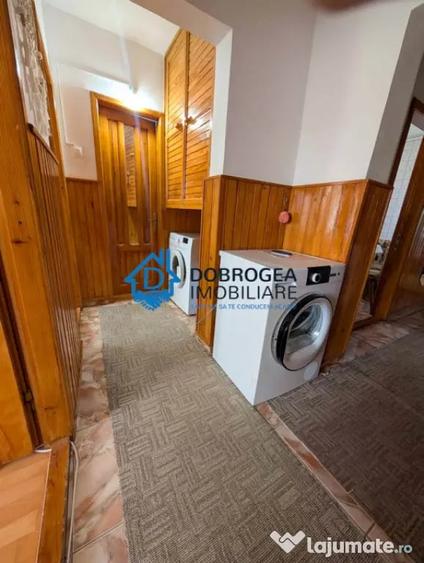Apartament cu 3 camere decomandat în Păcii