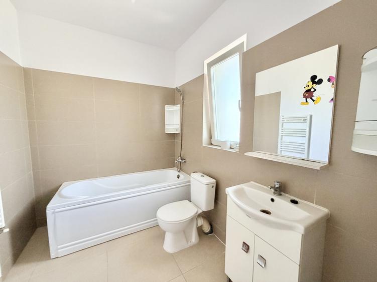 Duplex cu 3 camere cu Teren 250 Mp în Bucovăț (Remetea Mare)