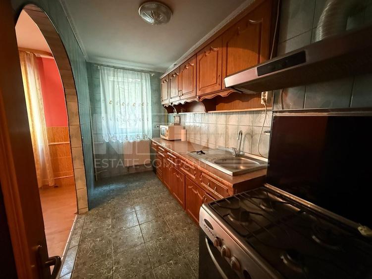 Apartament cu 4 camere circular în Central