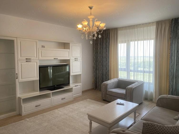Apartament cu 3 camere decomandat în Metalurgiei