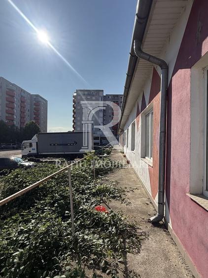 Spațiu industrial, de 700 mp, în Iosia