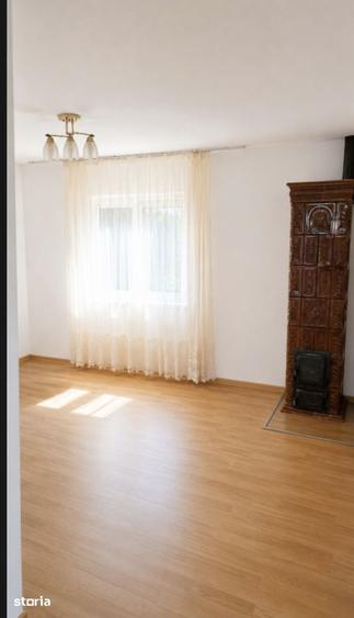 Casă cu 3 camere cu Teren 673 Mp în Corbi