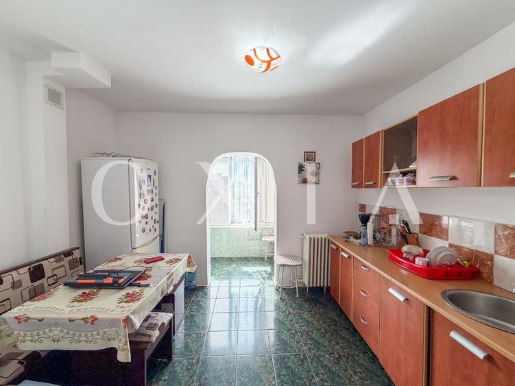 Apartament cu 2 camere decomandat în Aradului