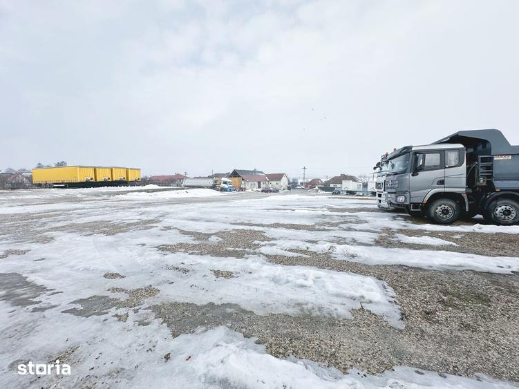 Spațiu comercial, de 500 mp, în Adămuș