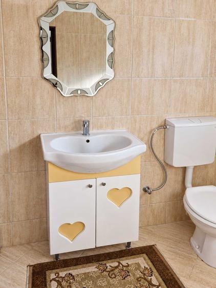 Casă cu 4 camere cu Teren 650 Mp în Central