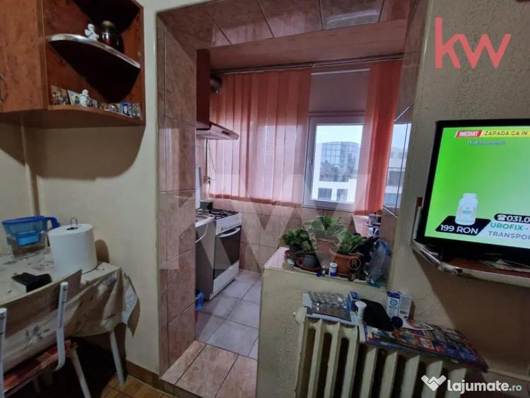 Apartament cu 2 camere decomandat, mobilat în Central