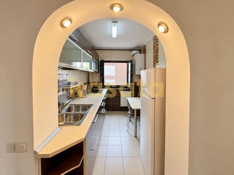 Apartament cu 3 camere decomandat în Iancului