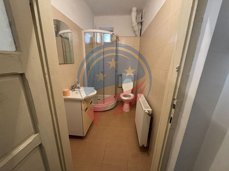 Casă individuală cu 6 camere cu Canalizare în Brazda lui Novac