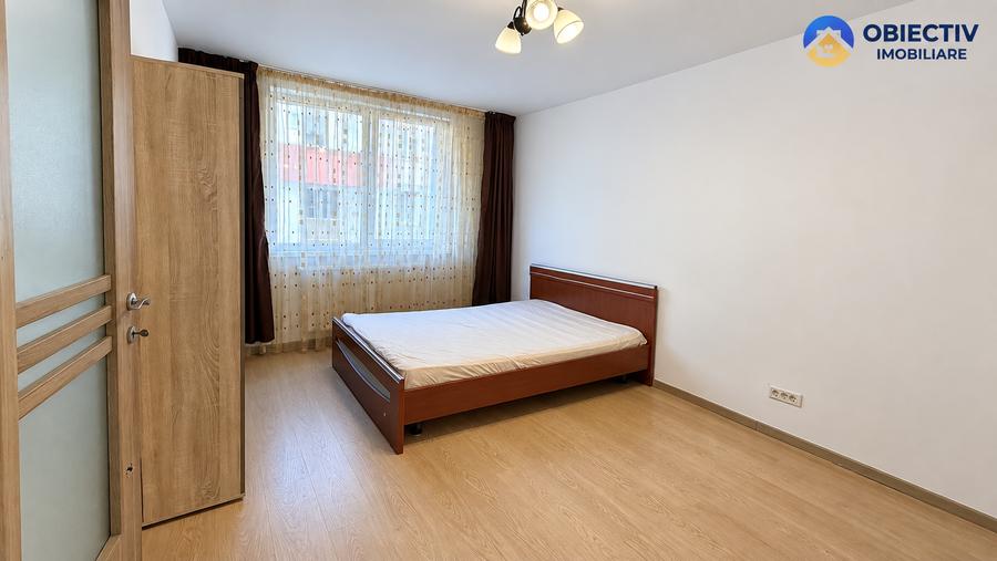 Garsonieră decomandată în Precista