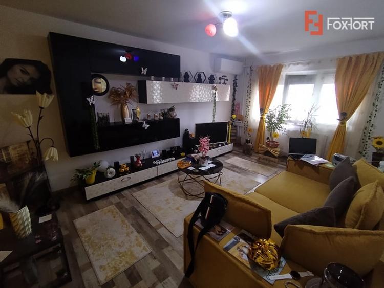 Apartament cu 2 camere decomandat în Girocului