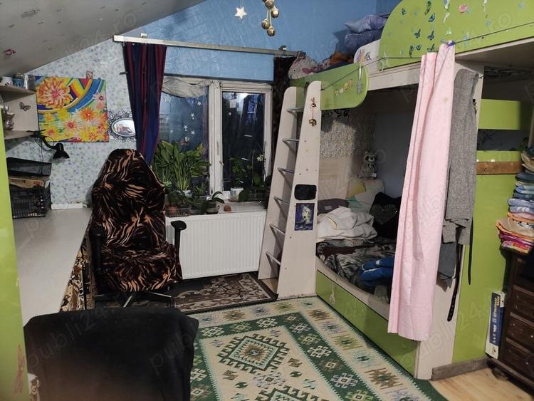Casă cu 4 camere cu Teren 150 Mp în Jugureni