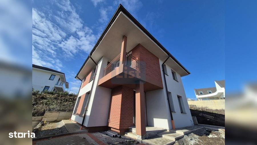 Casa superba, panouri fotovoltaice, standarde NZEB - 4