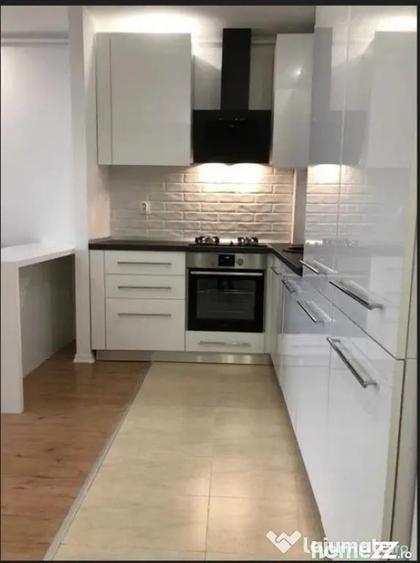 Apartament cu 2 camere semidecomandat, mobilat în Ștefăneștii de Jos