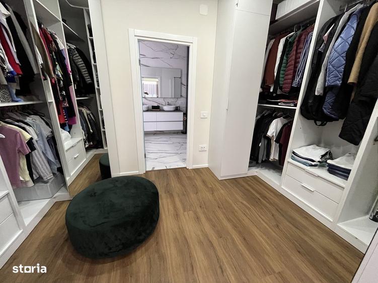 Casă cu 4 camere în Ștefănești