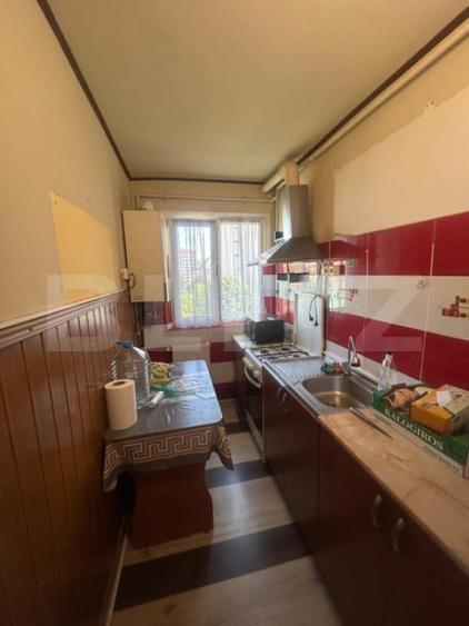 Apartament cu 2 camere semidecomandat în Micro 6
