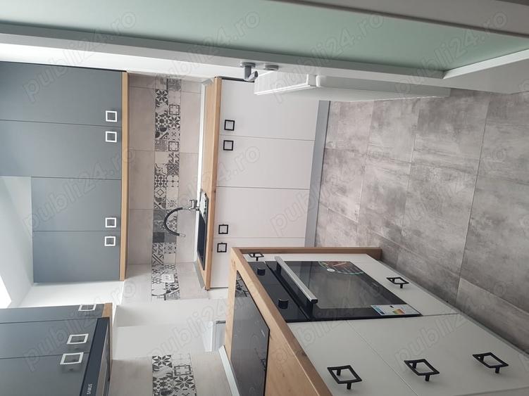 Garsonieră decomandată în Baza 3
