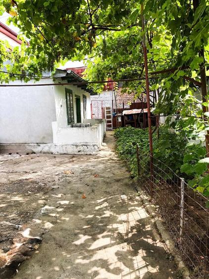 Casă cu 4 camere cu Teren 290 Mp în Central