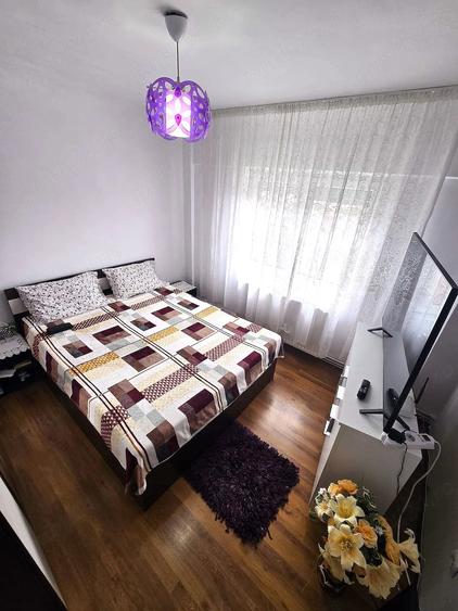 Apartament cu 2 camere decomandat în Micro 16
