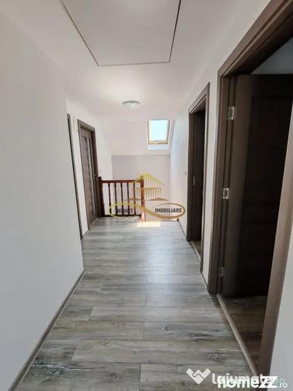 Casă cu 4 camere cu Teren 1009 Mp în Răcăciuni