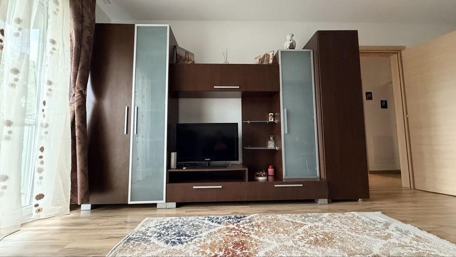Apartament cu 2 camere decomandat în Nufărul
