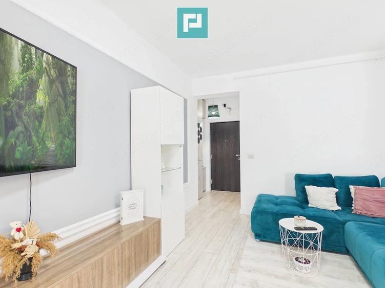 Apartament cu 3 camere semidecomandat în Confecții