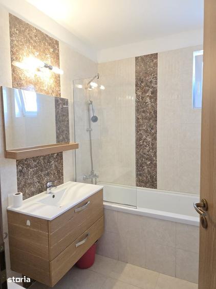 Apartament cu 3 camere în Cetate