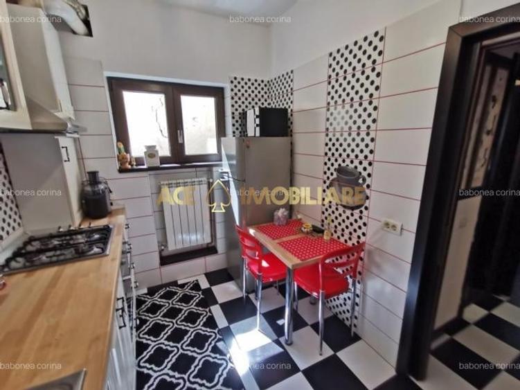 Apartament cu 2 camere decomandat, mobilat în Victoriei