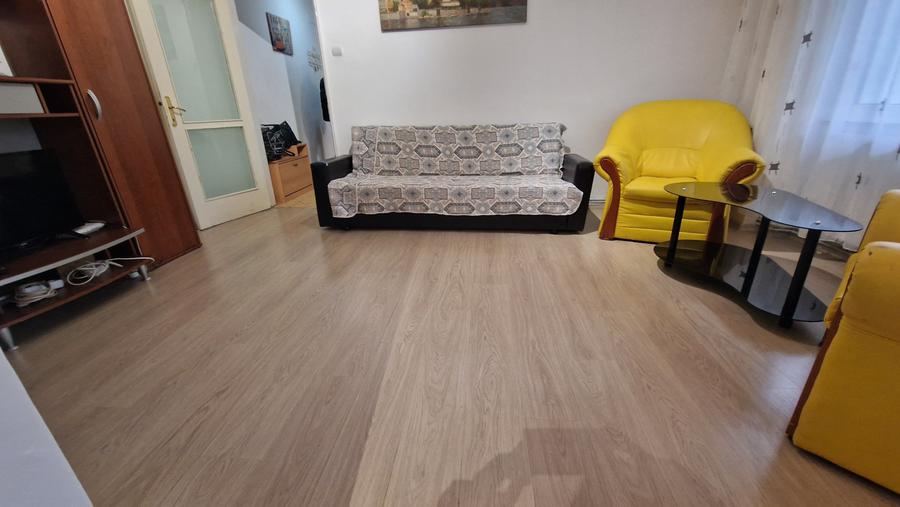 Apartament cu 2 camere în Centrul Civic