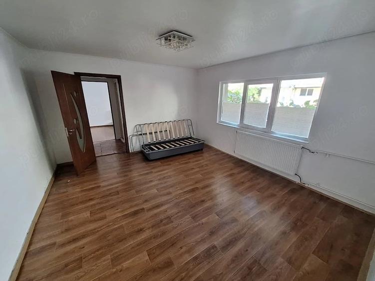 Apartament cu 2 camere semidecomandat în Soarelui