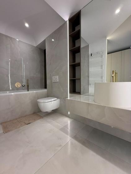 Apartament cu 3 camere decomandat, mobilat în Pipera