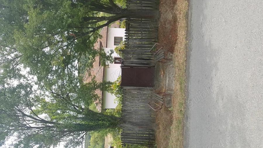 Casă cu 5 camere cu Teren 3200 Mp în Stângăceaua